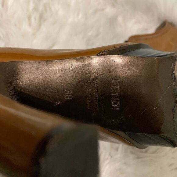 FENDI PATENT‎ LEATHER BOOTS Size 38 - Picture 6 of 8